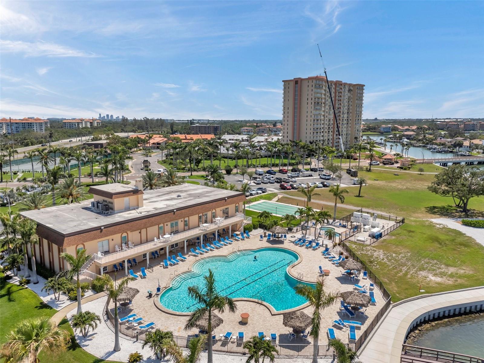 4900 Brittany Dr S #805 Property Photo 38