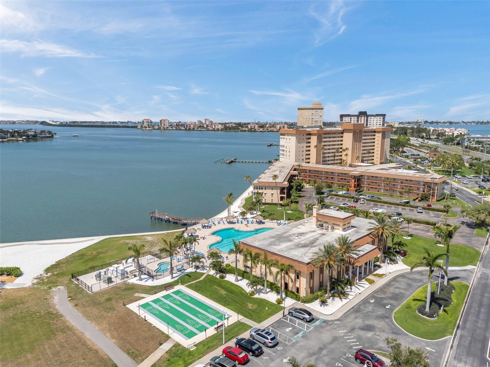 4900 Brittany Dr S #805 Property Photo 42