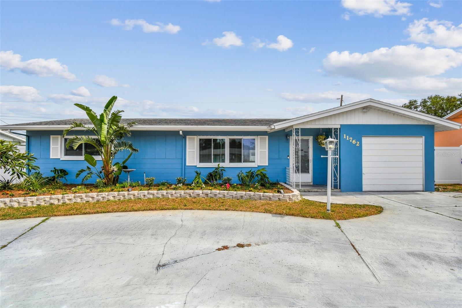 11762 82nd Ter Property Photo 1