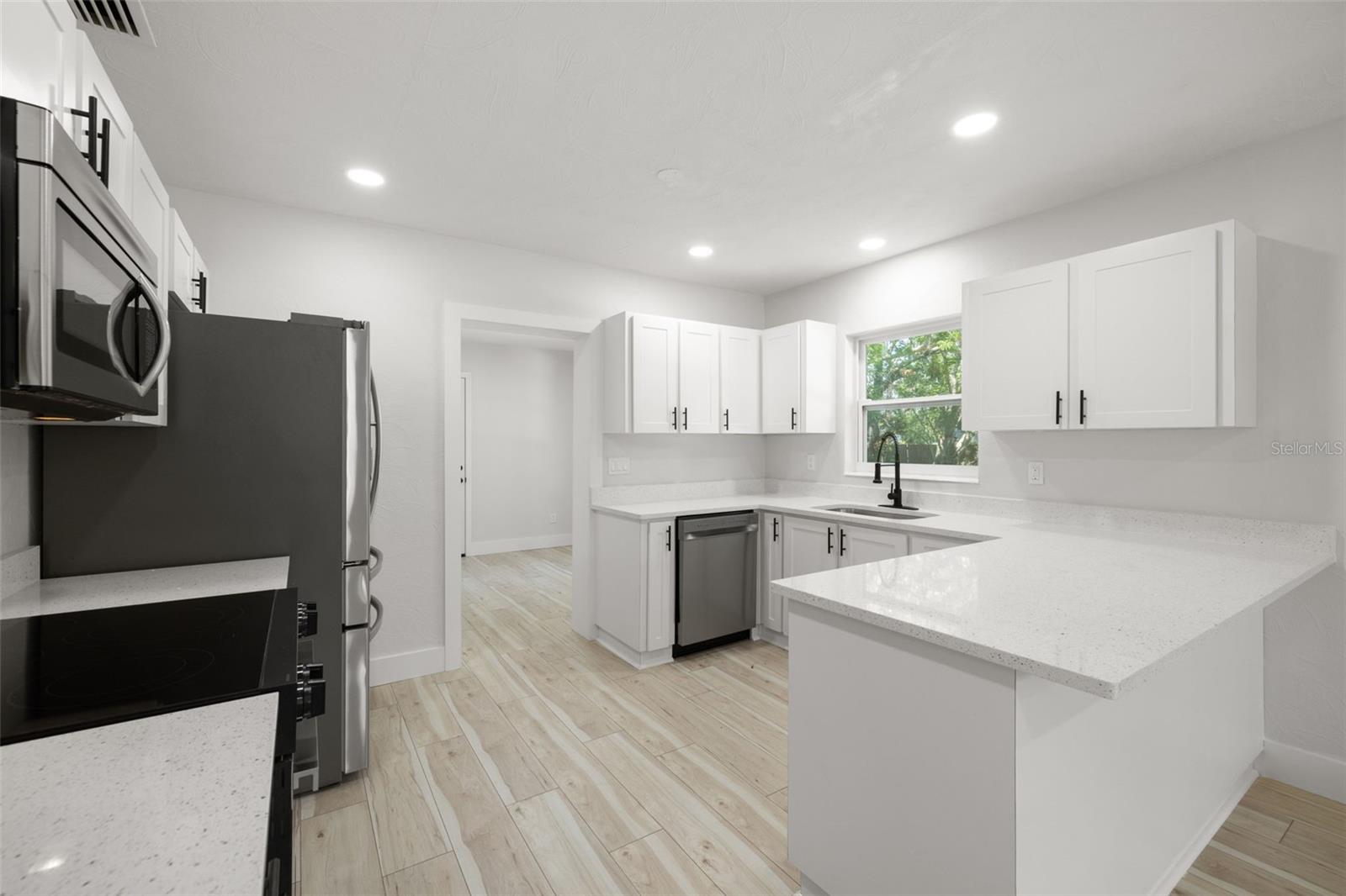 2157 20th Ave Sw Property Photo 7