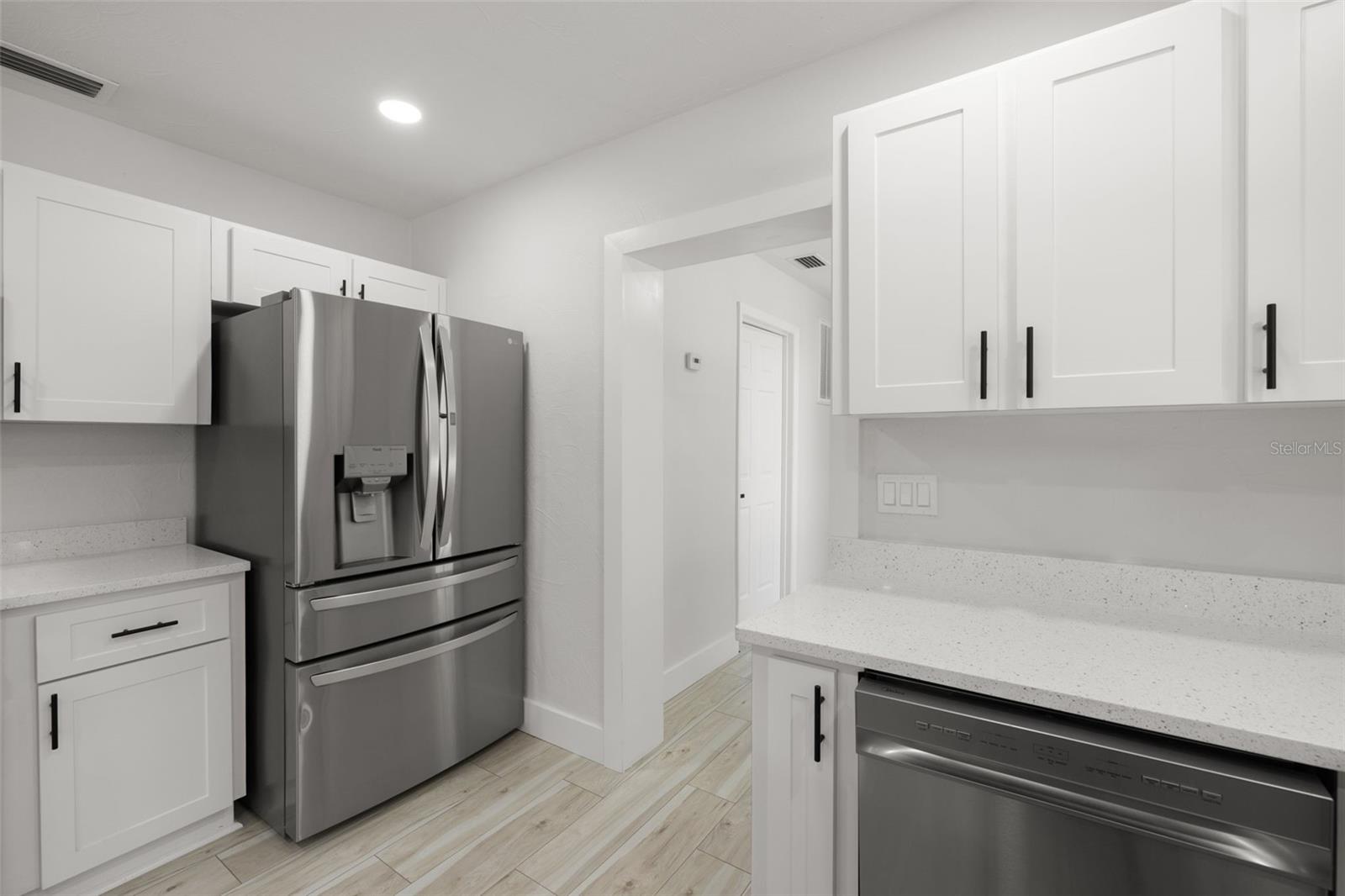 2157 20th Ave Sw Property Photo 10