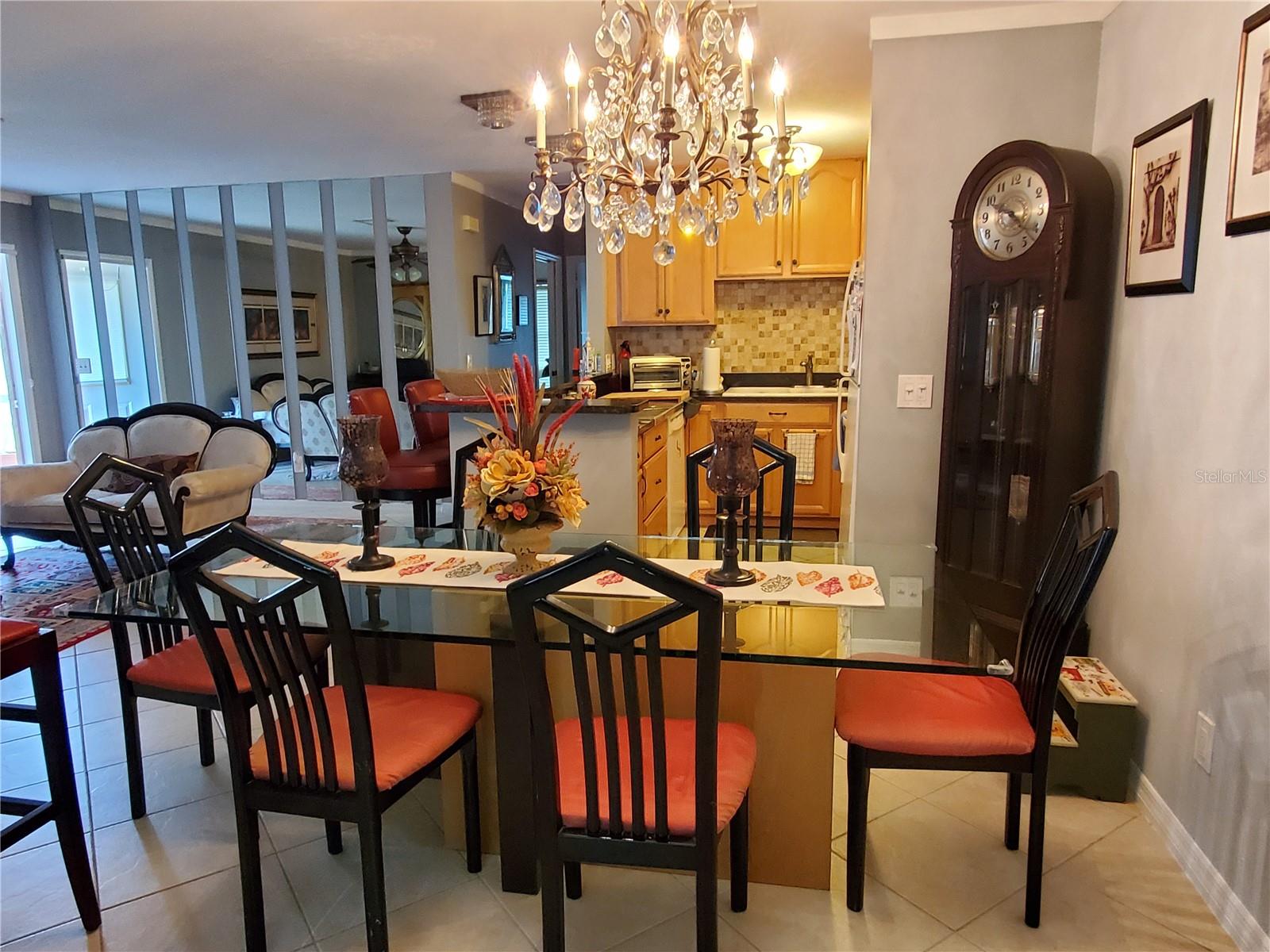 403 Finchley Ct #b Property Photo 7