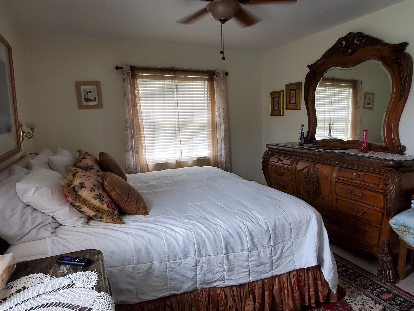 403 Finchley Ct #b Property Photo 16