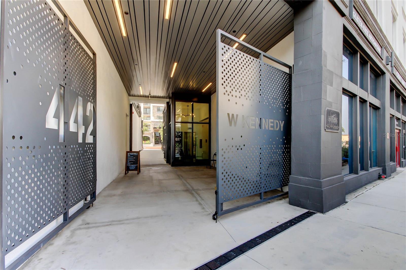 442 W Kennedy Blvd., Suites 308 & 310 Property Photo 17