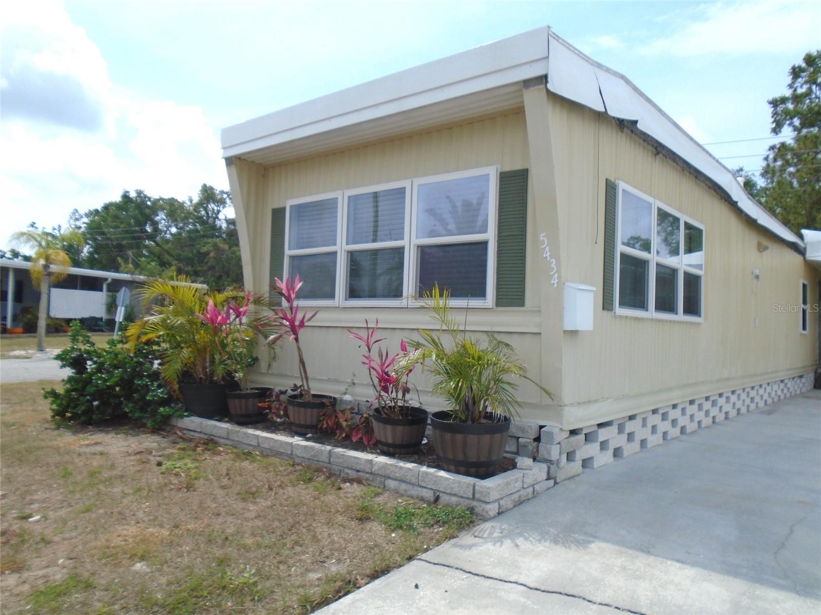5434 Fairfield Ave S #1 Property Photo