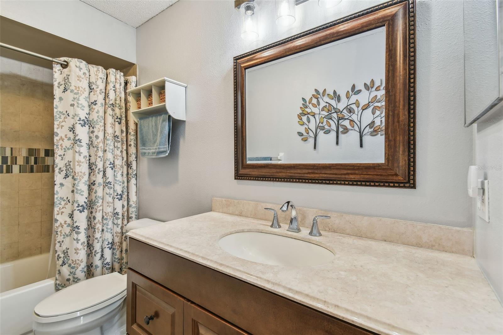 12106 Meadow Ln Property Photo 22