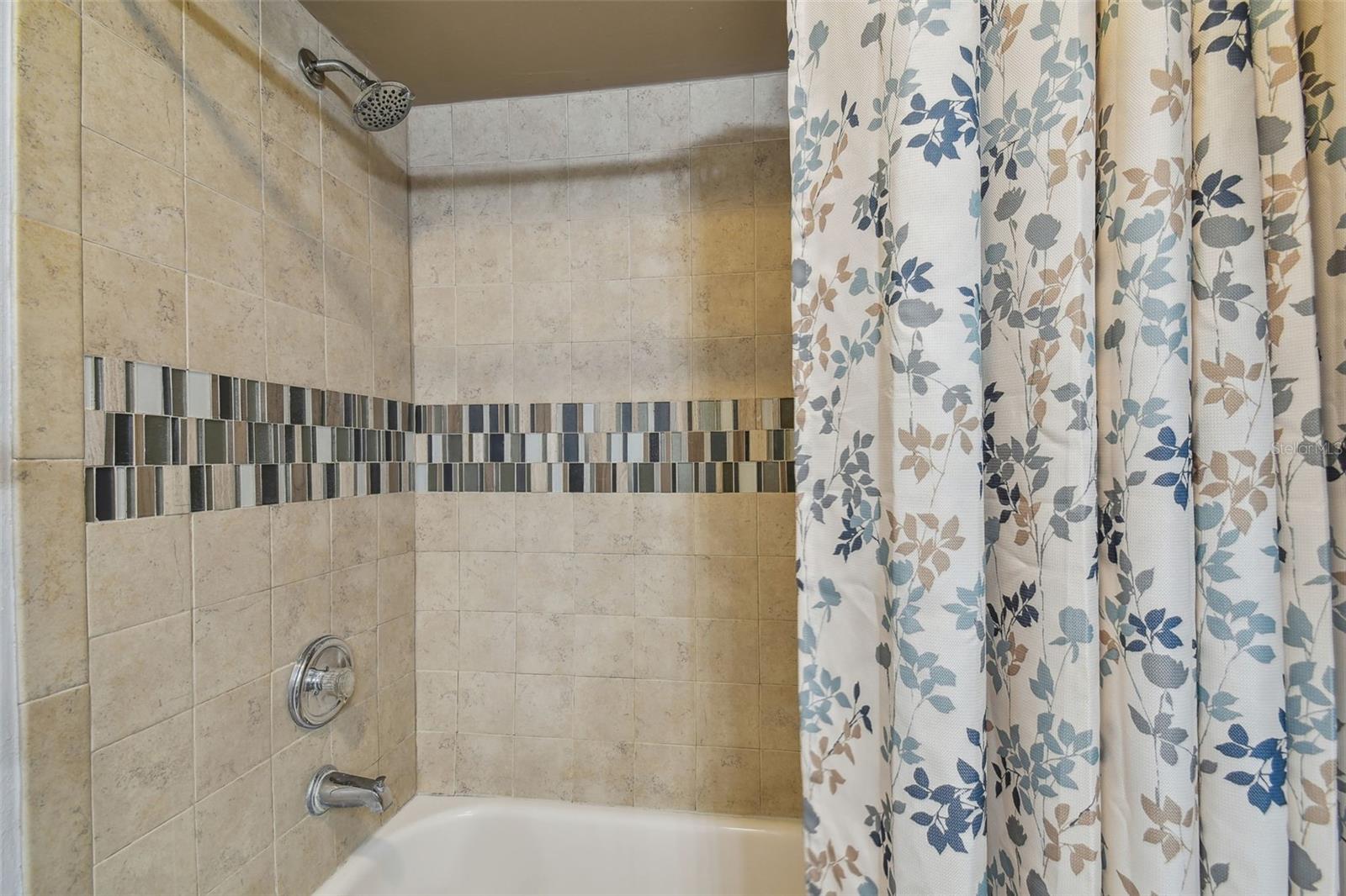 12106 Meadow Ln Property Photo 23