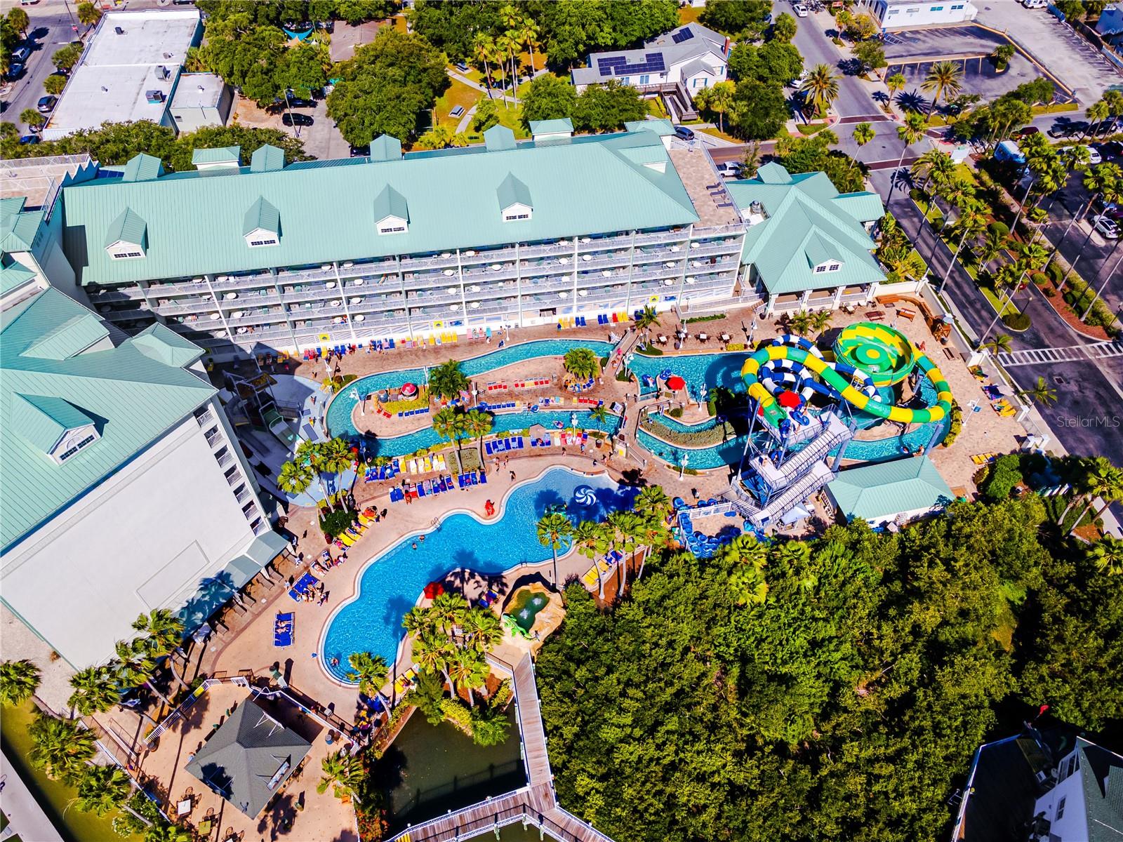 399 2nd St #217 Property Photo 32