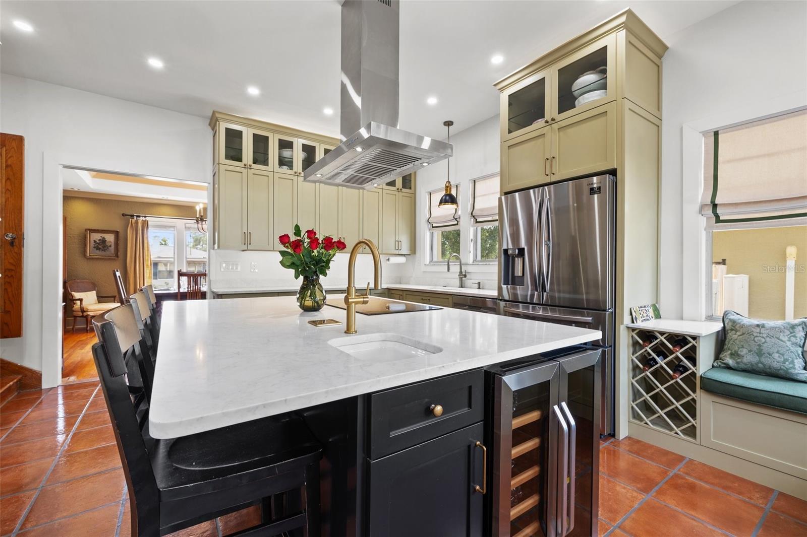 241 72nd St N Property Photo 10