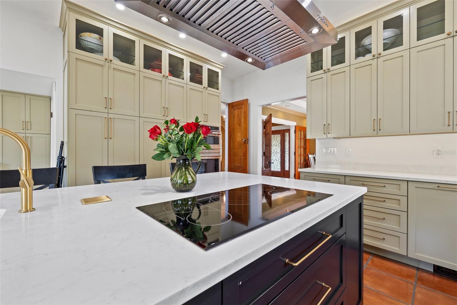 241 72nd St N Property Photo 12