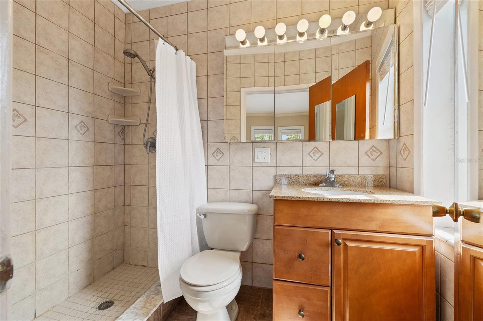 241 72nd St N Property Photo 36