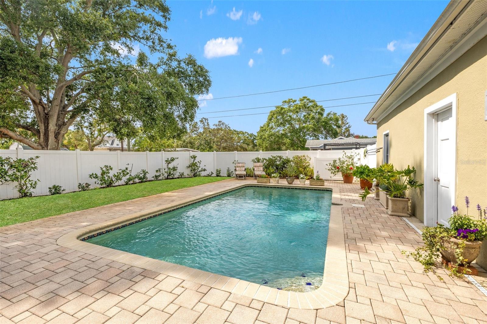 241 72nd St N Property Photo 43