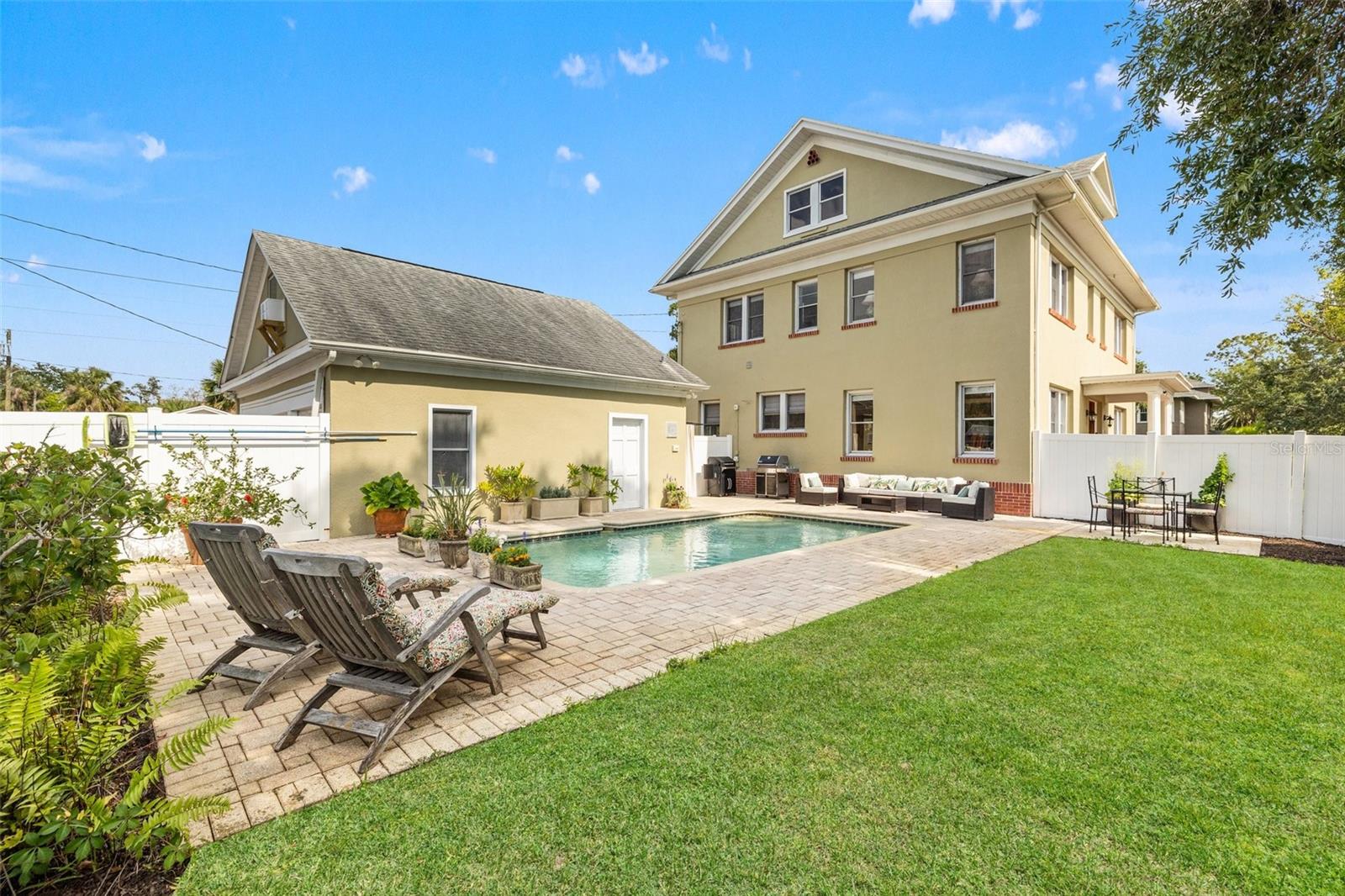 241 72nd St N Property Photo 48