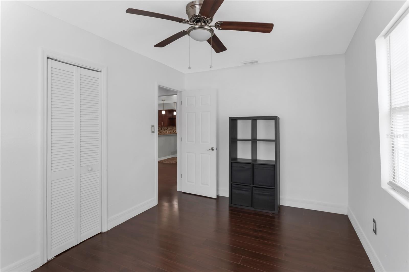 2916 W Crest Ave Property Photo 19