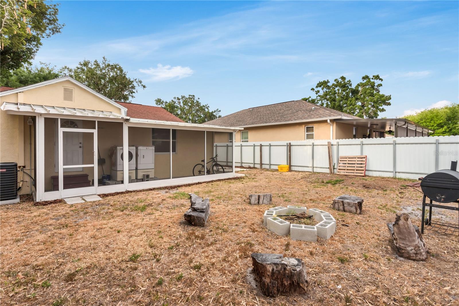 2916 W Crest Ave Property Photo 22