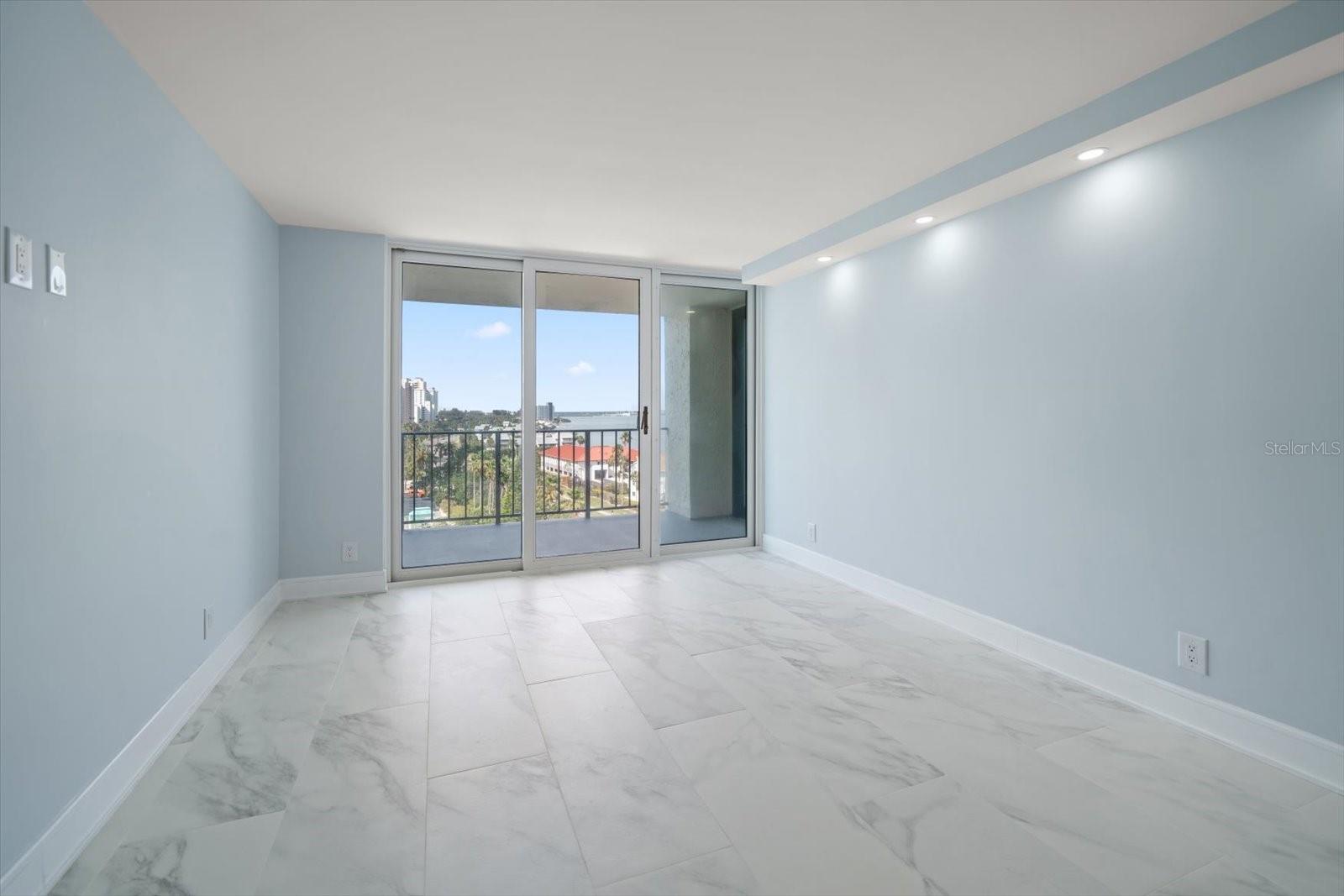 1400 Gulf Blvd #804 Property Photo 13