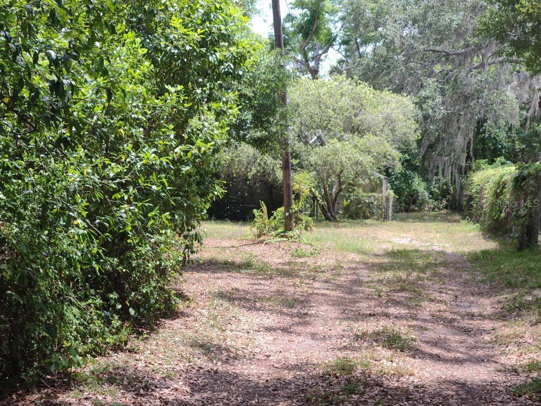1819 Sinclair Hills Rd Property Photo 2