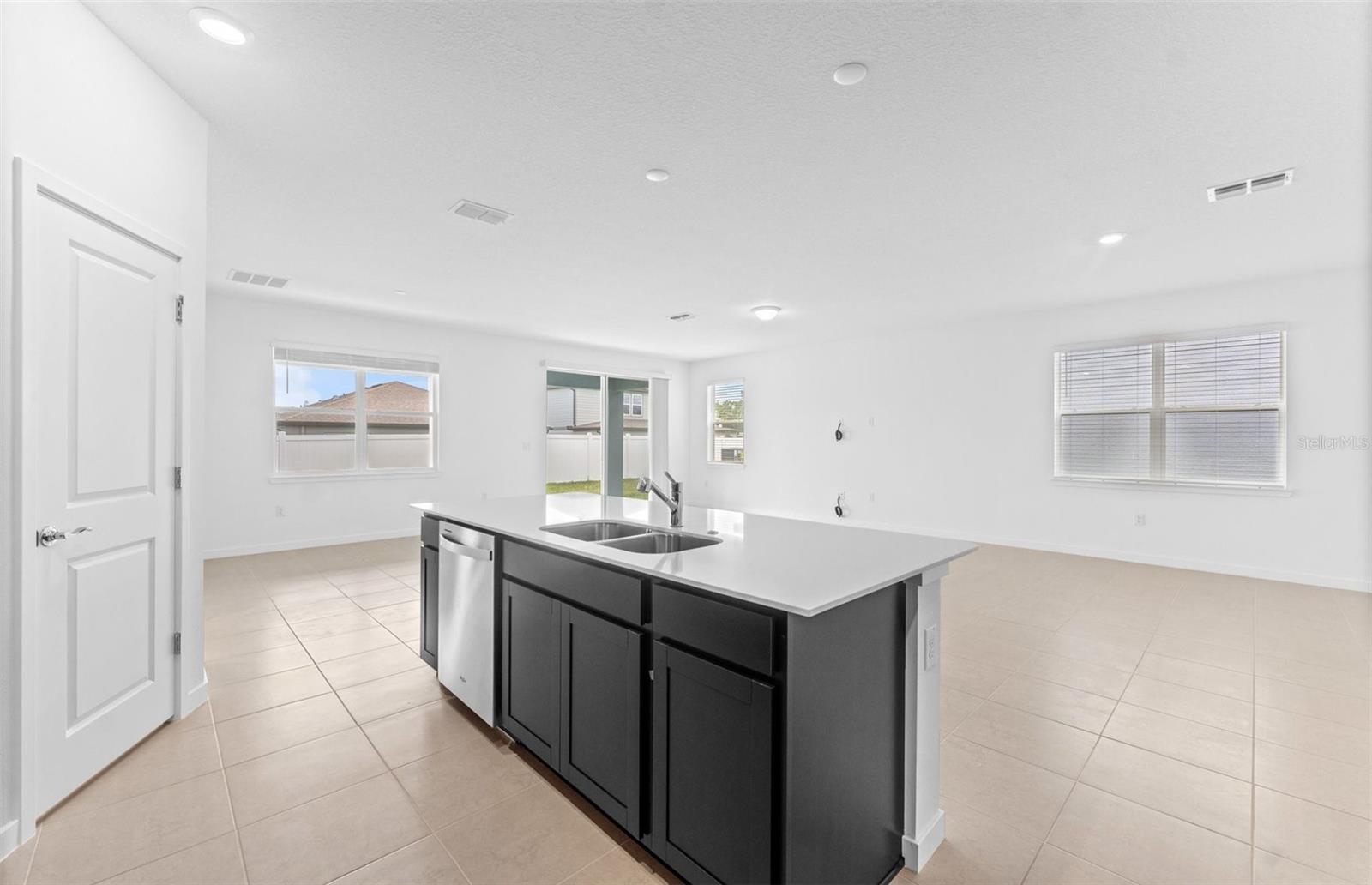 3775 Obsidian Dr Property Photo 4