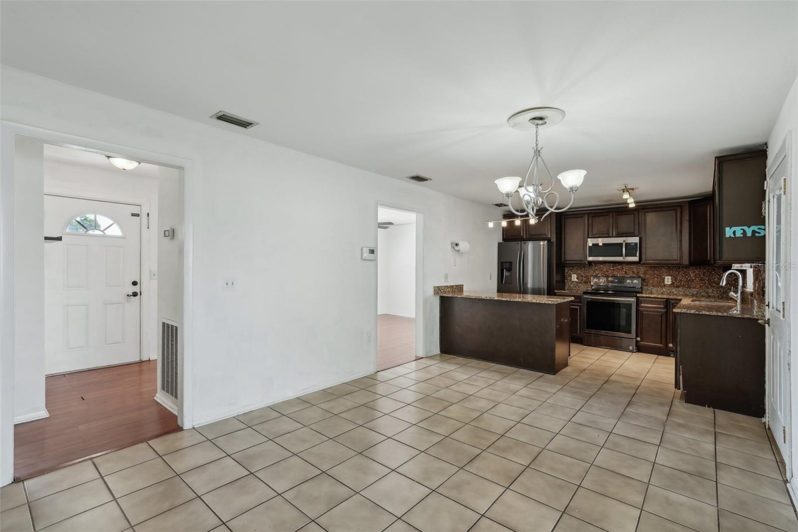 503 Holt Cir Property Photo 11