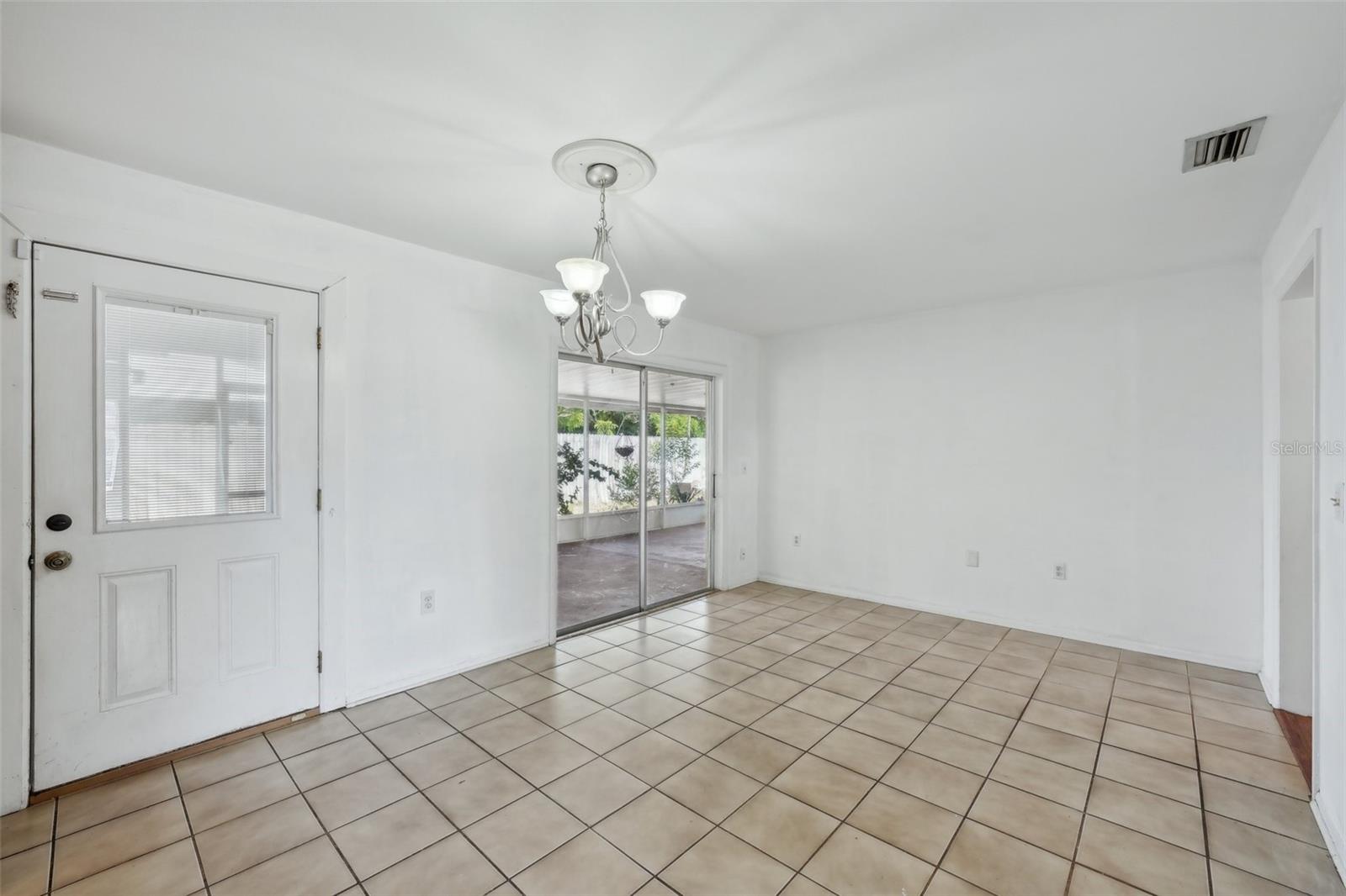 503 Holt Cir Property Photo 22