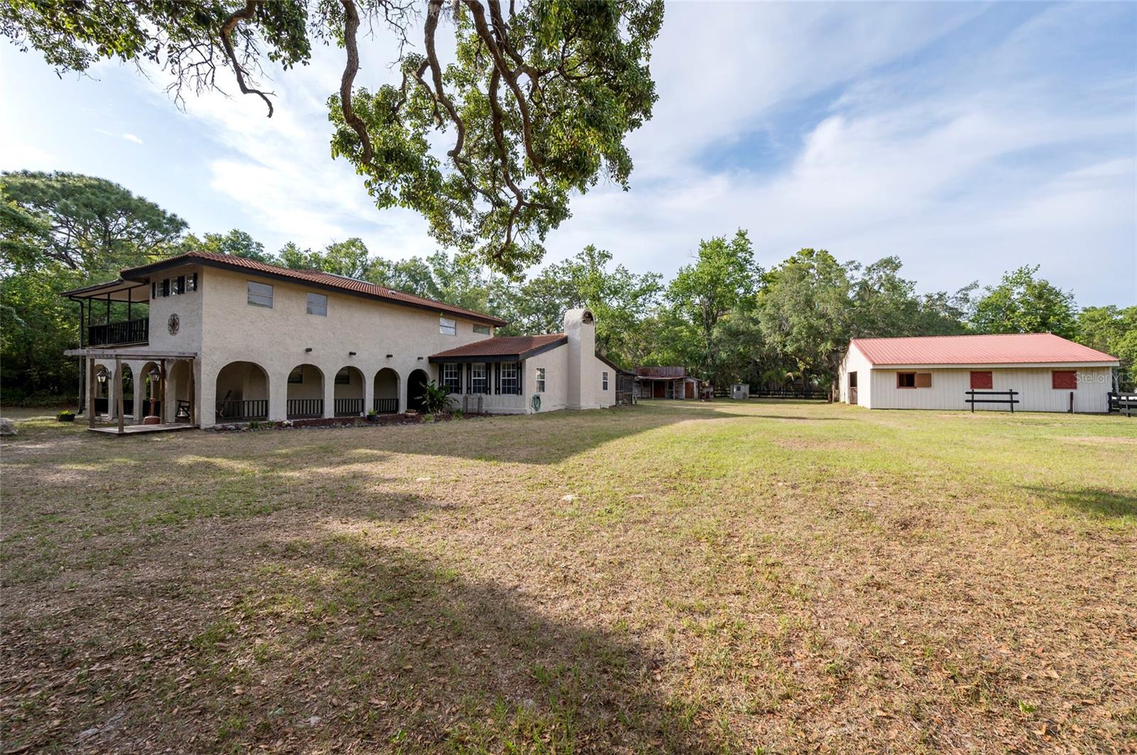 12311 Oakwood Dr Property Photo 6