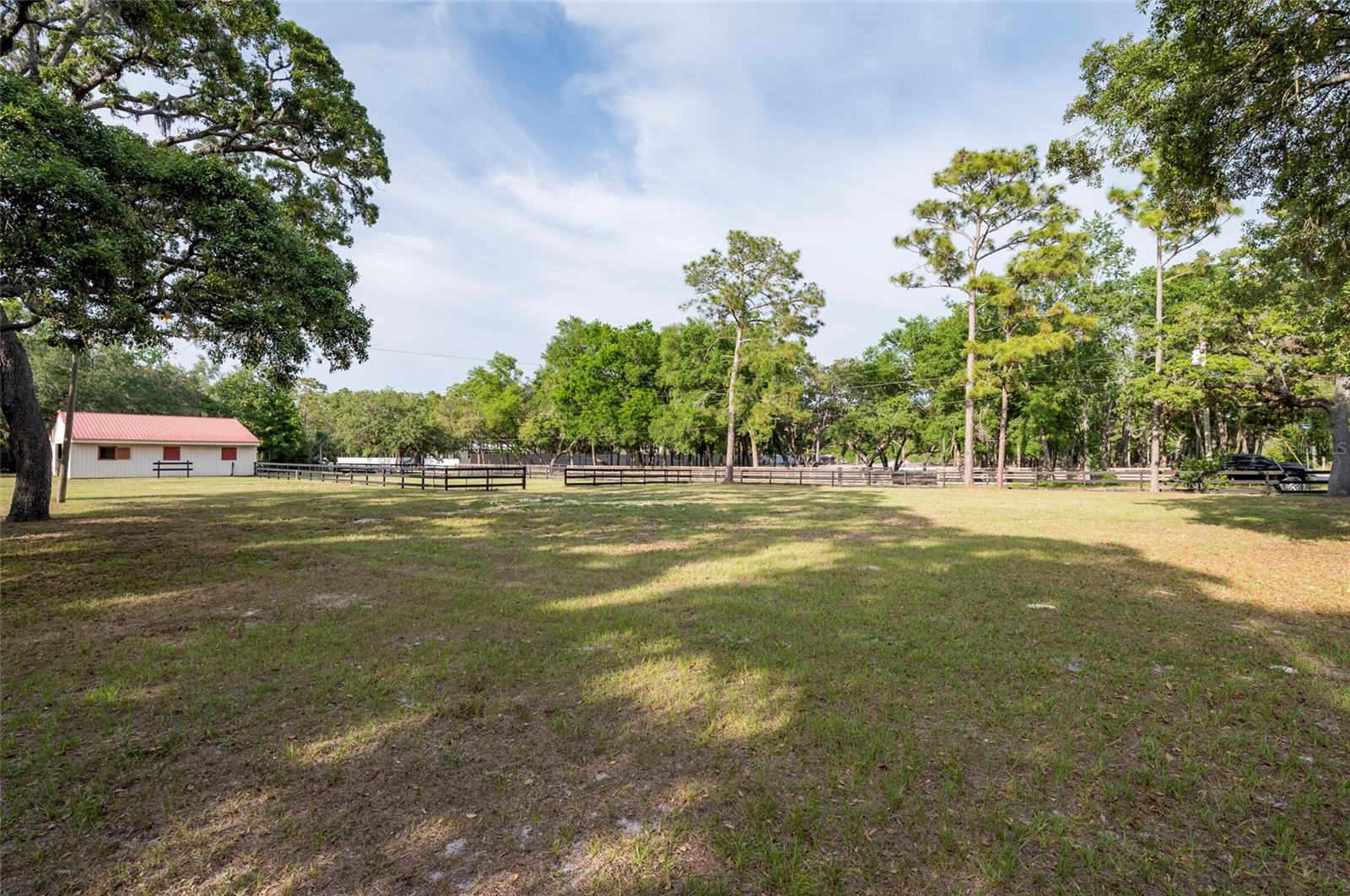 12311 Oakwood Dr Property Photo 33
