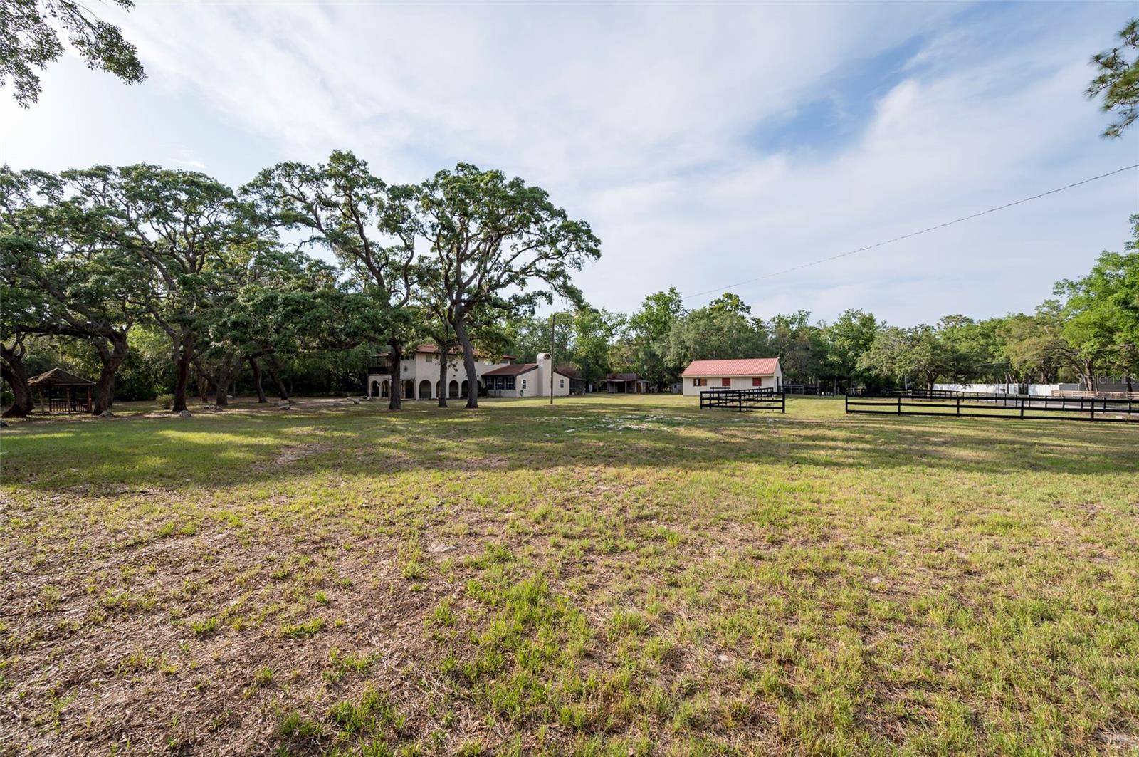 12311 Oakwood Dr Property Photo 34