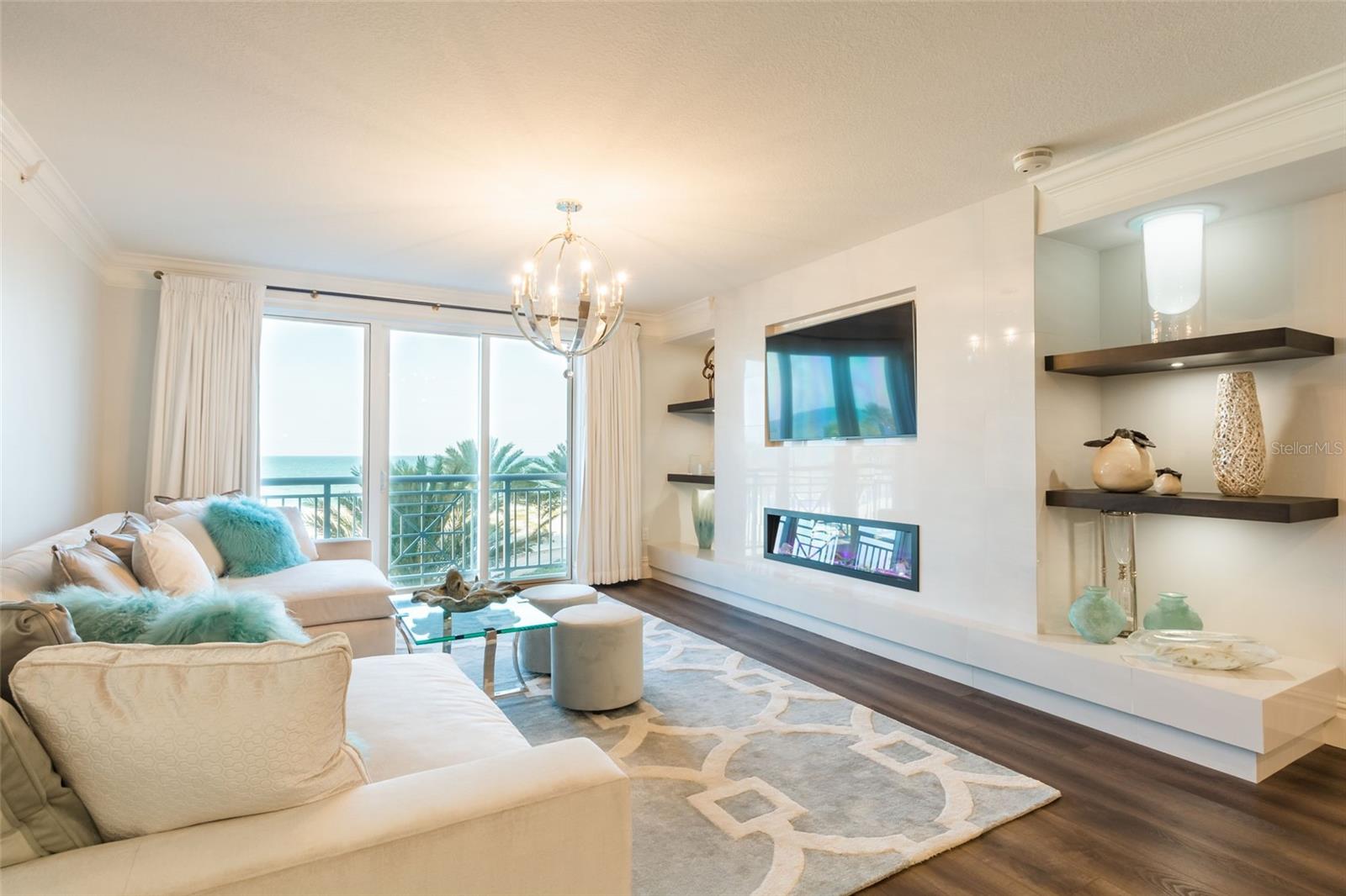 301 S Gulfview Blvd #304 Property Photo 5