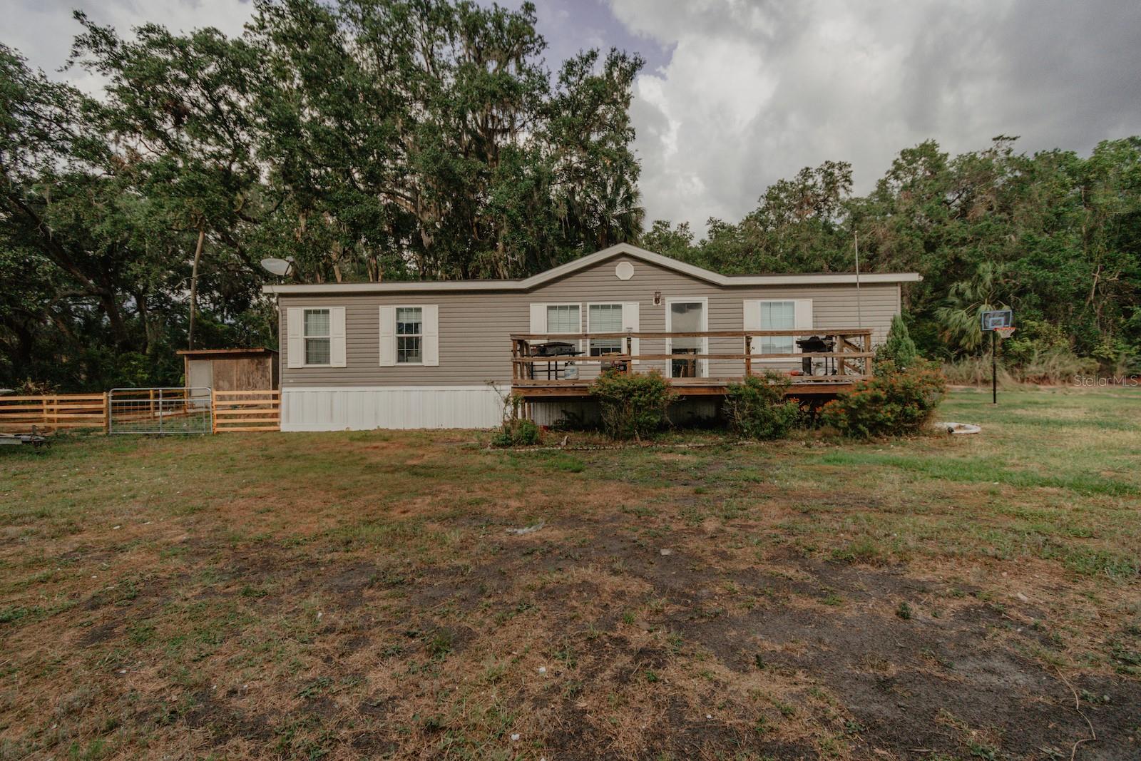 1928 Holloman Rd Property Photo 1