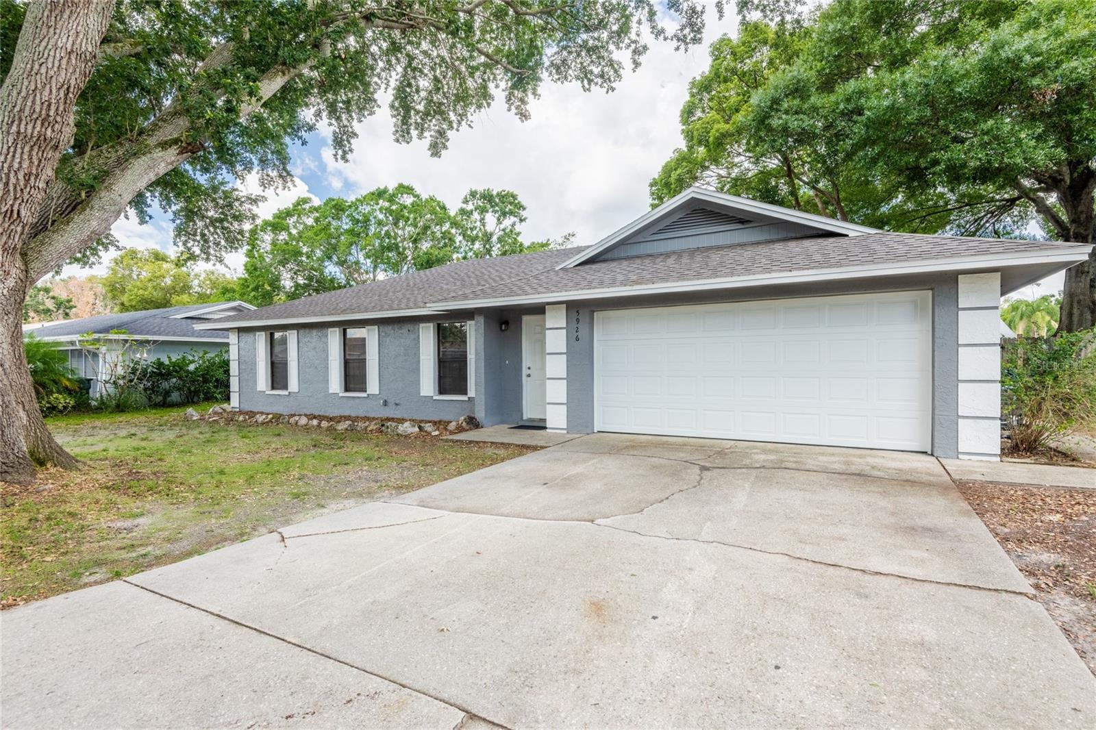 5926 N Fork Ct Property Photo 1