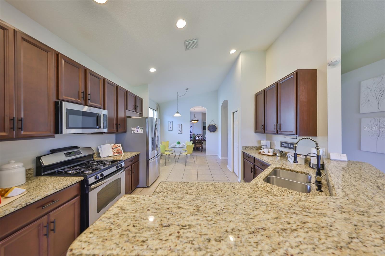 11408 Coventry Grove Cir Property Photo 23