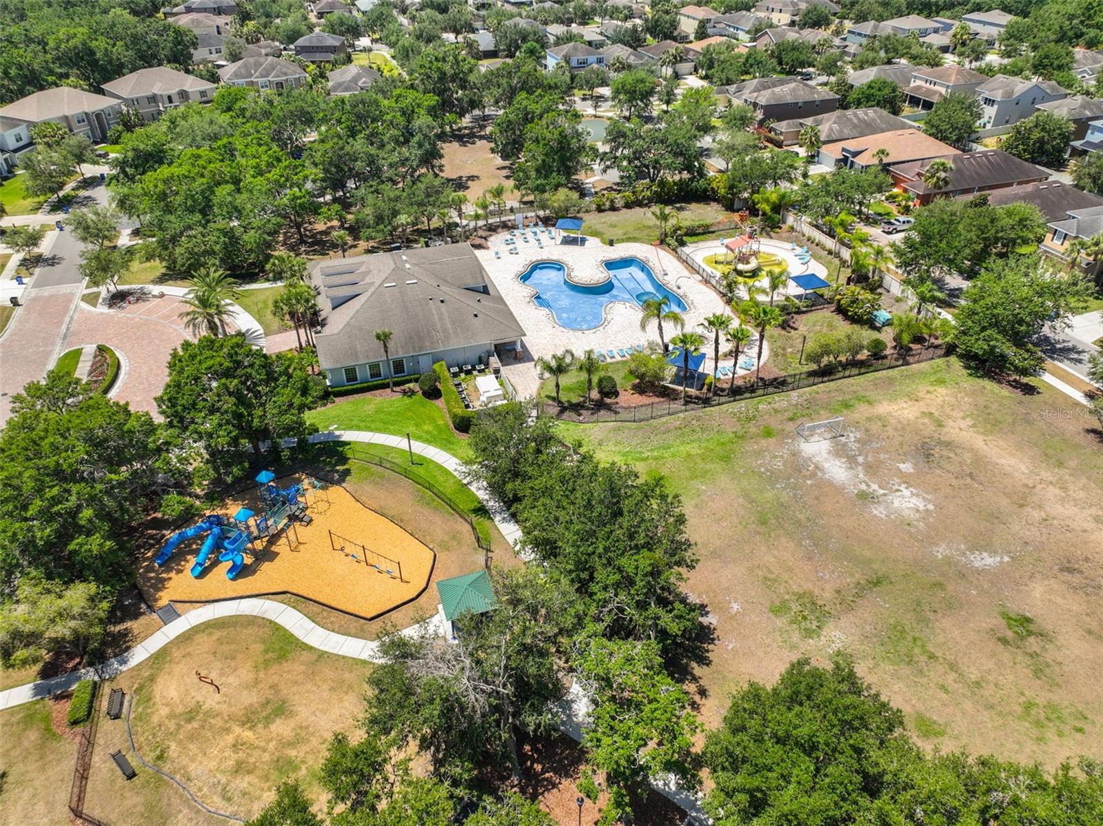 11408 Coventry Grove Cir Property Photo 48