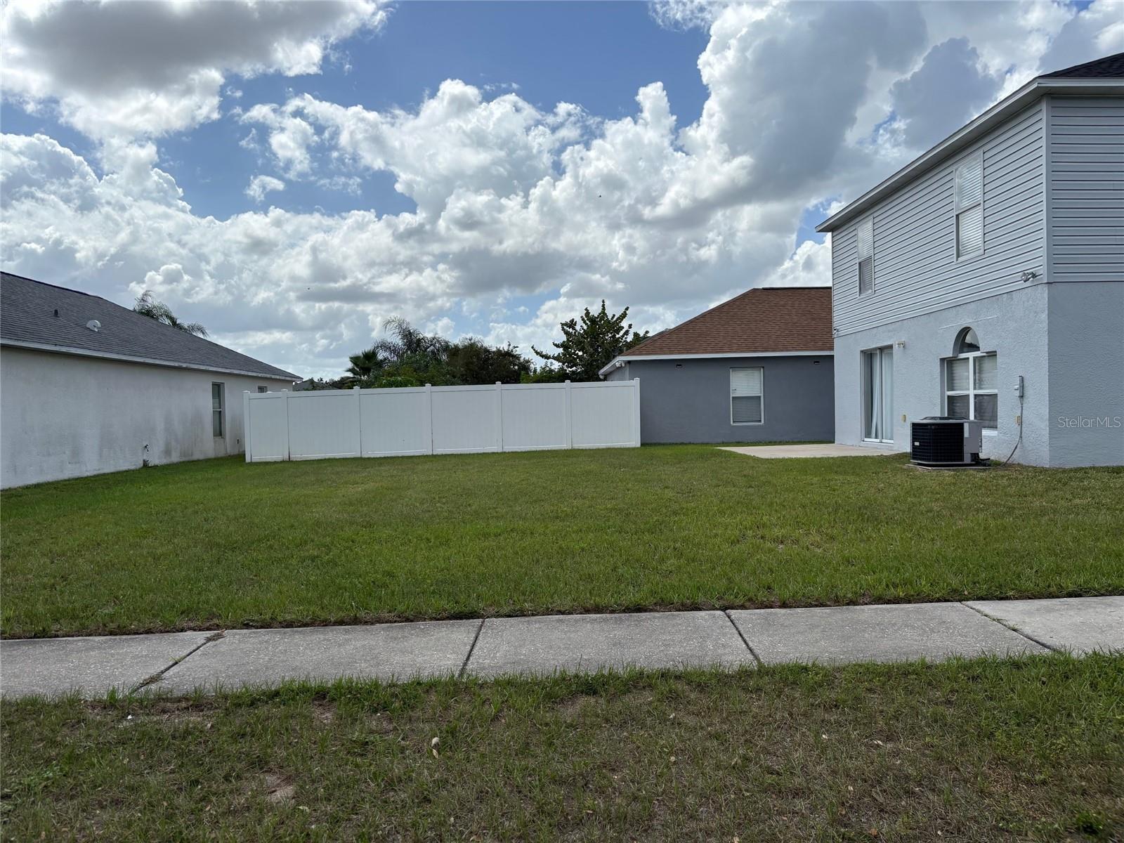 11102 Summer Star Dr Property Photo 31