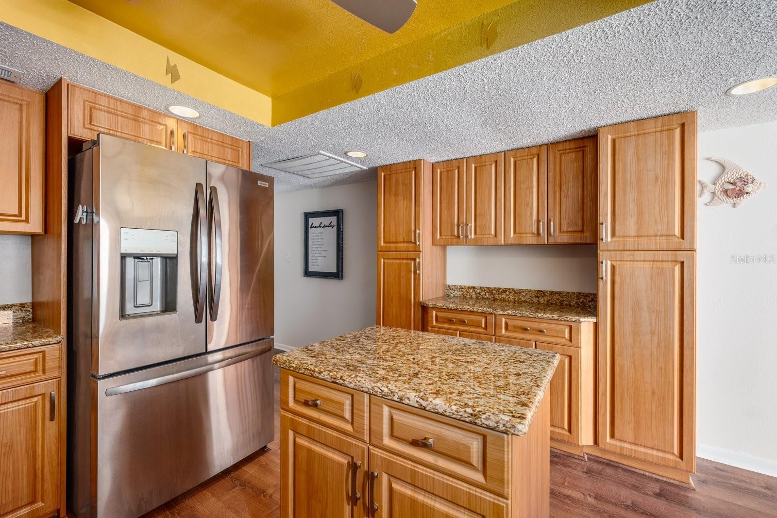 17408 Gulf Blvd #203 Property Photo 9