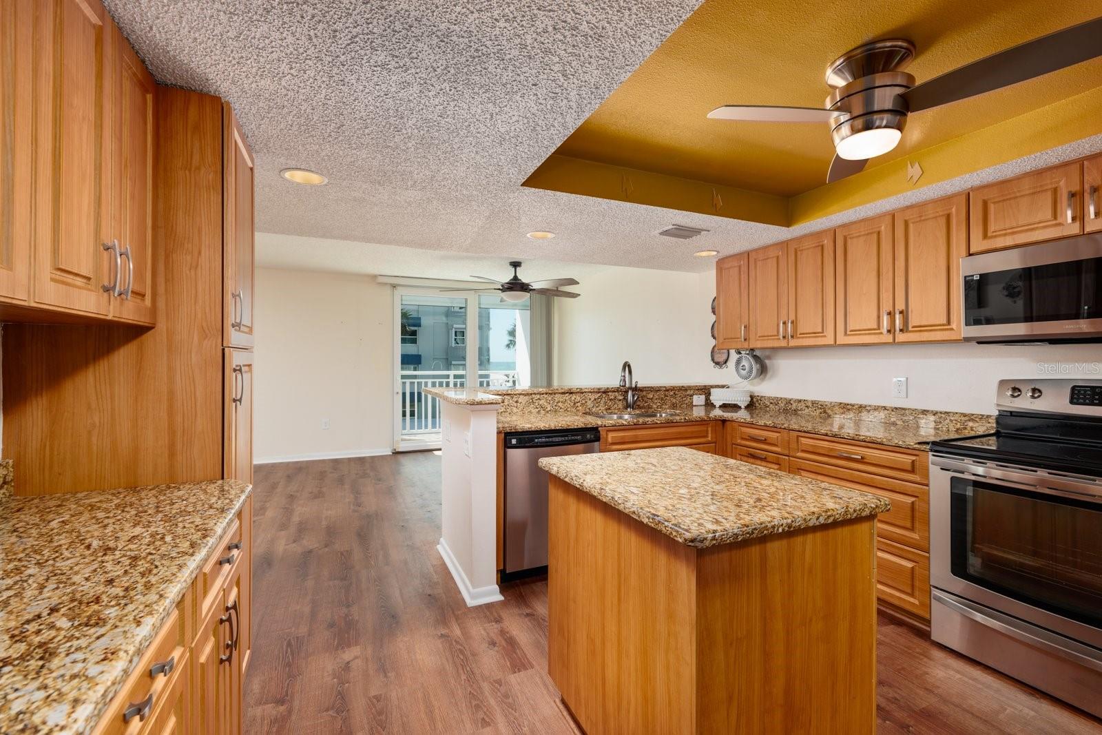 17408 Gulf Blvd #203 Property Photo 10