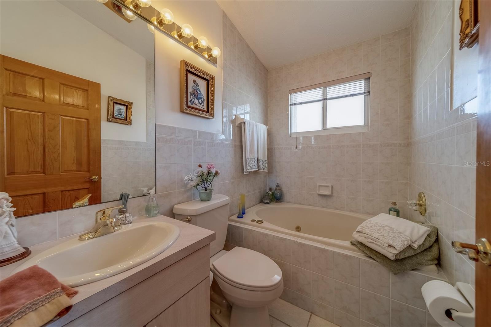 17606 Lee Ave Property Photo 76
