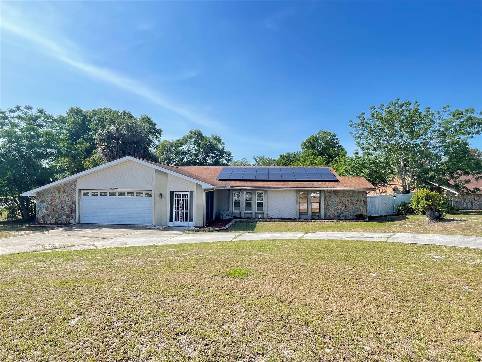 8209 CHAUCER DR