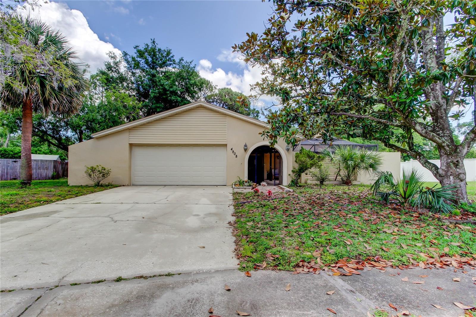 4908 ROCKLEDGE CIR
