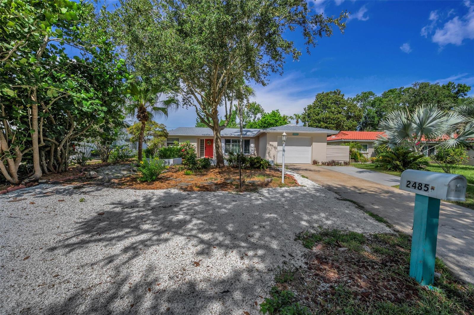 2485 Indigo Dr Property Photo 3