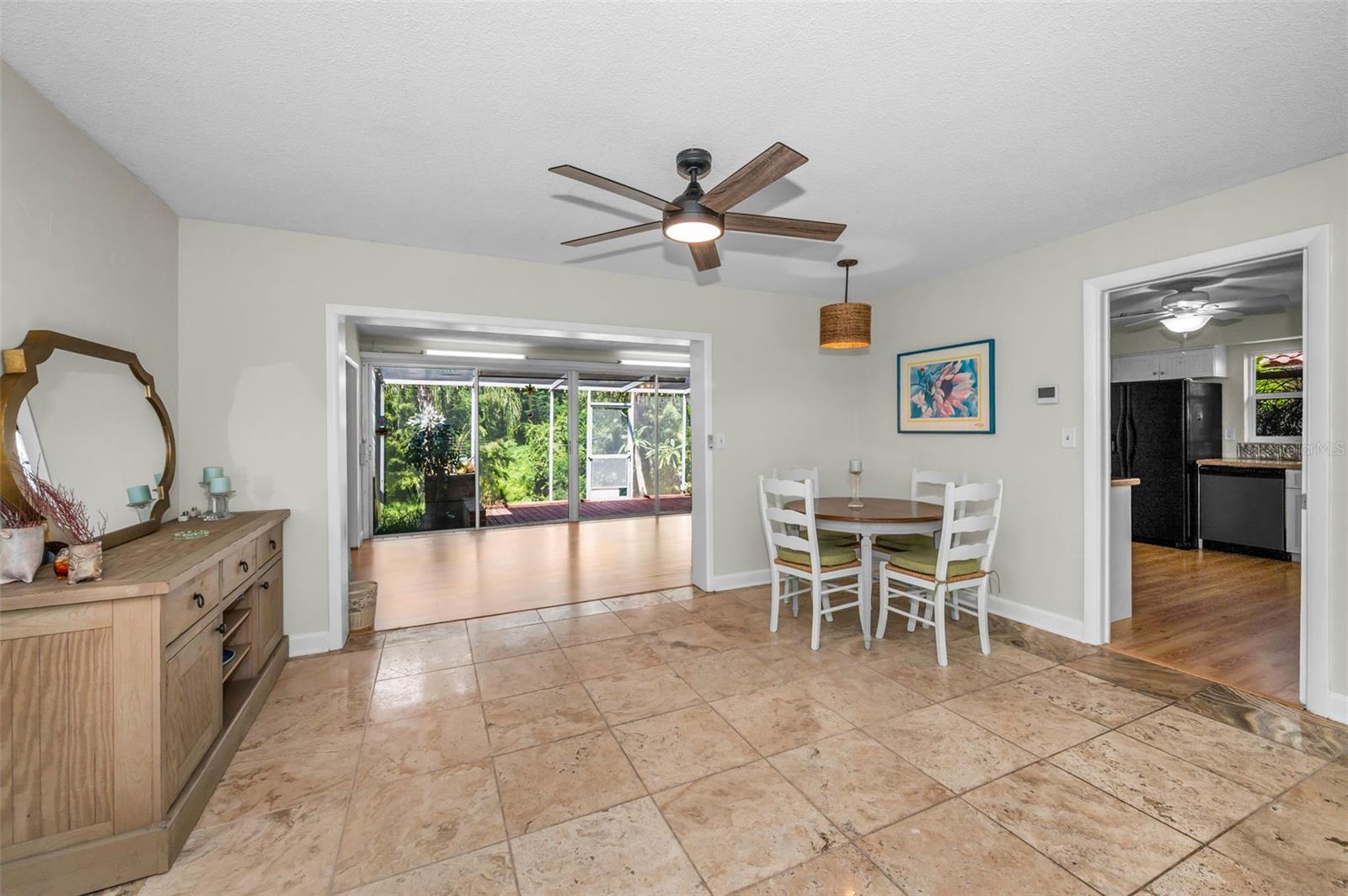 2485 Indigo Dr Property Photo 16