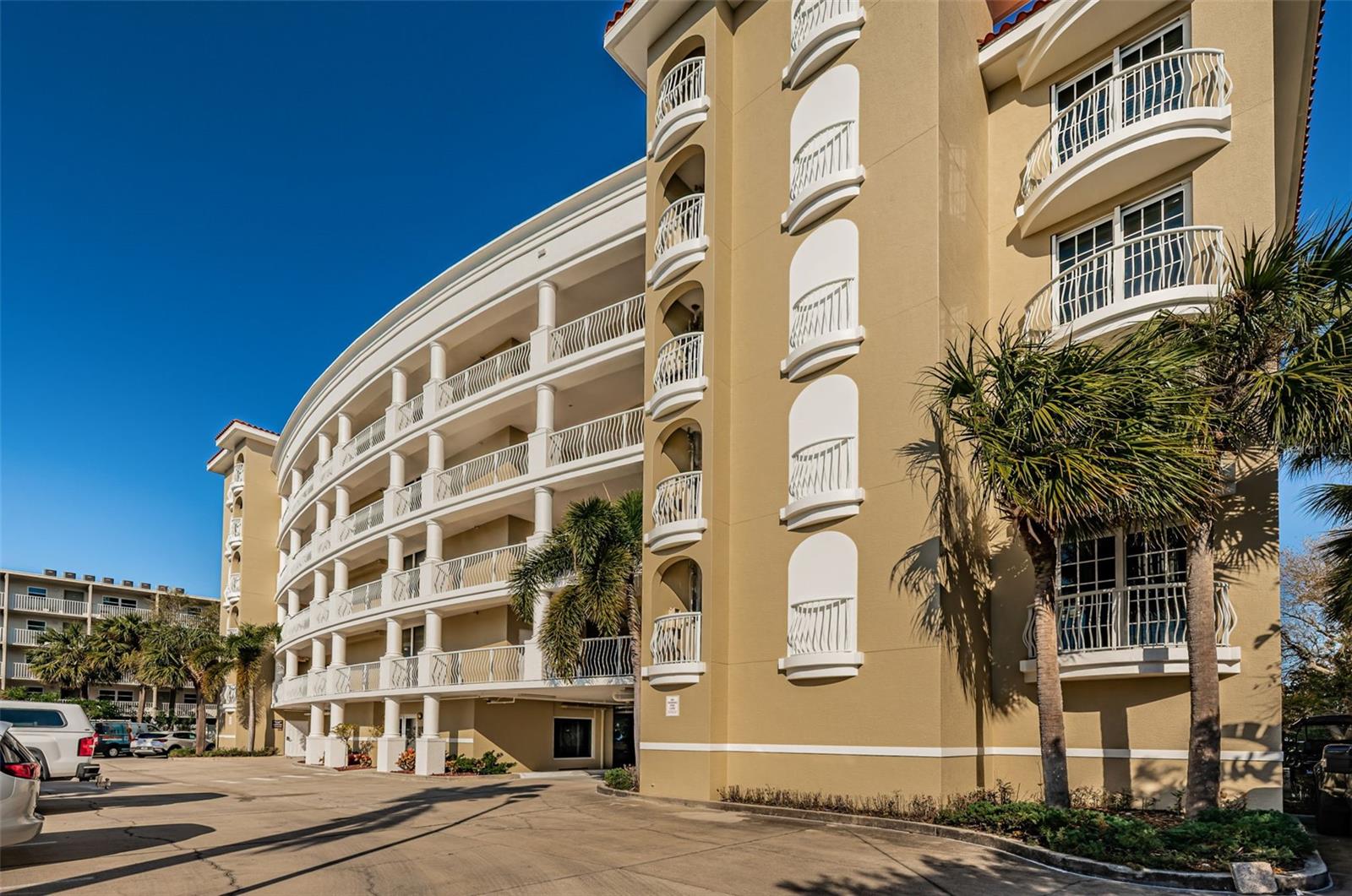 3805 Gulf Blvd #504 Property Photo 7