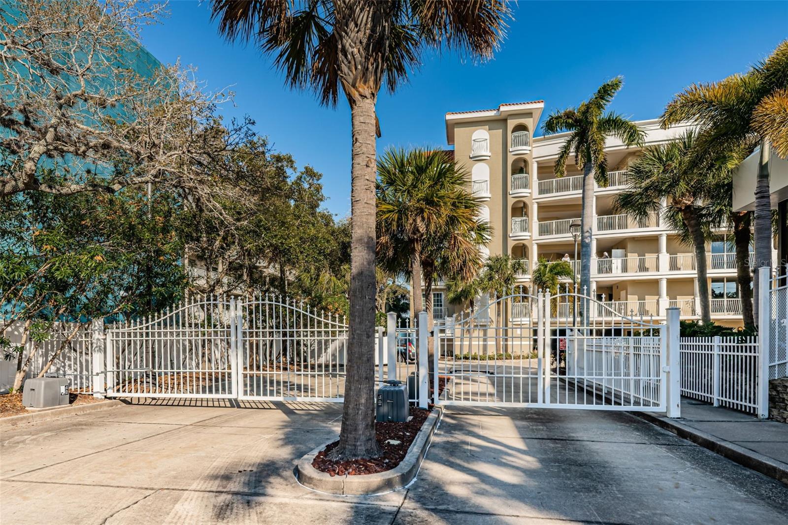 3805 Gulf Blvd #504 Property Photo 95