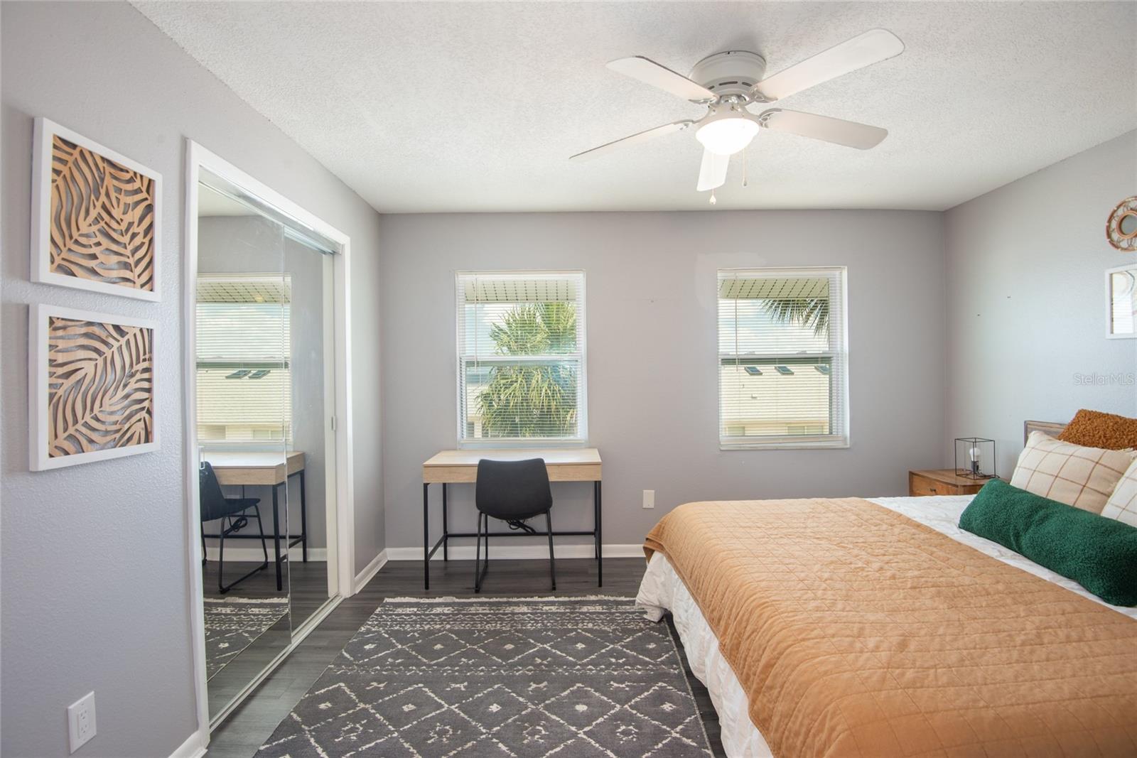 2643 St Josephs Dr W Property Photo 21
