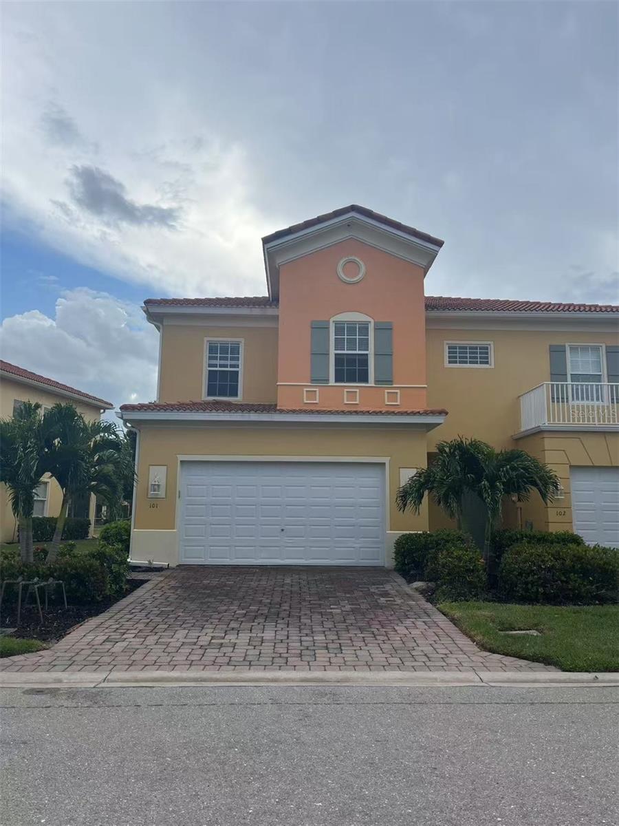 16217 VIA SOLERA CIR #101