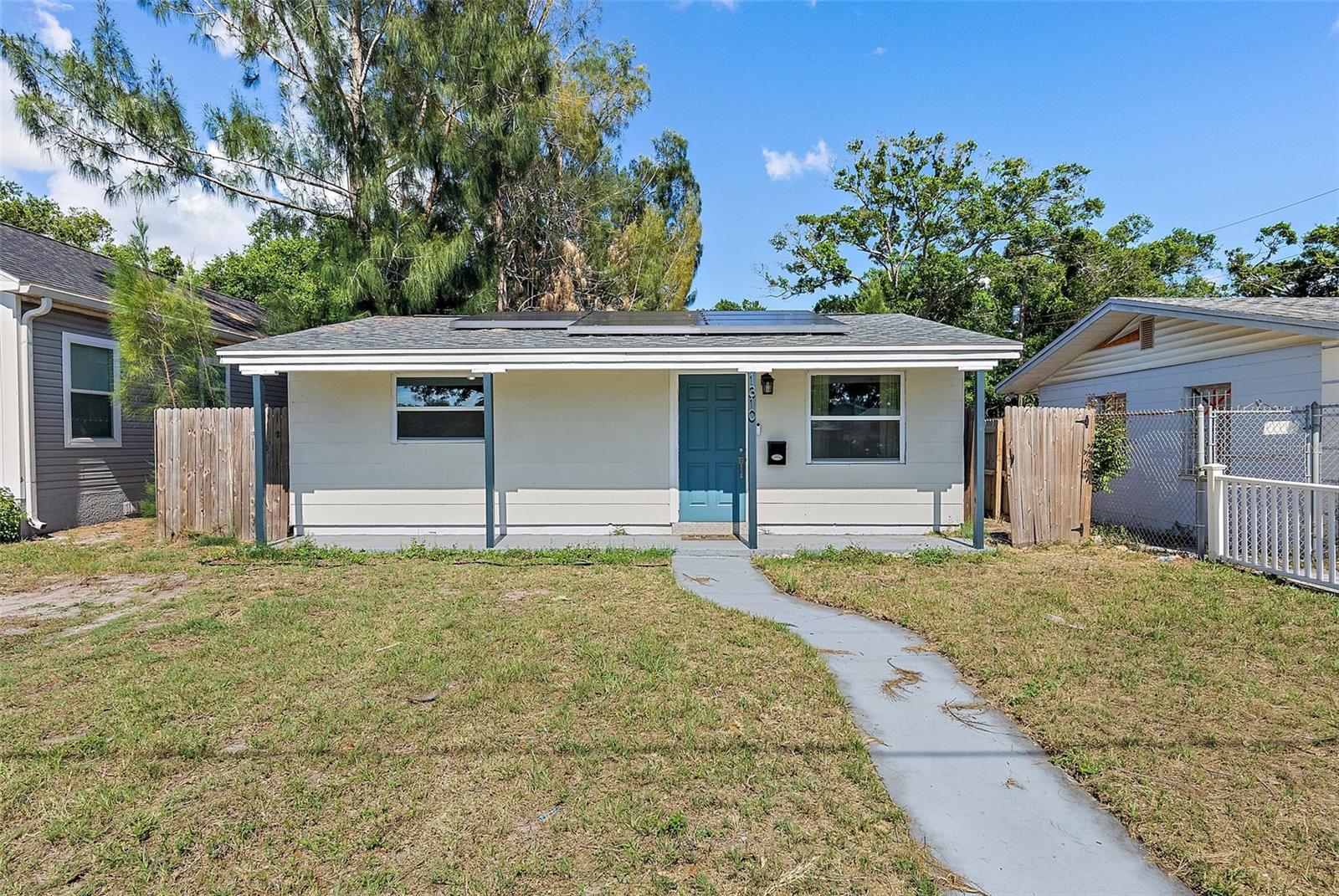 1310 43rd St S Property Photo