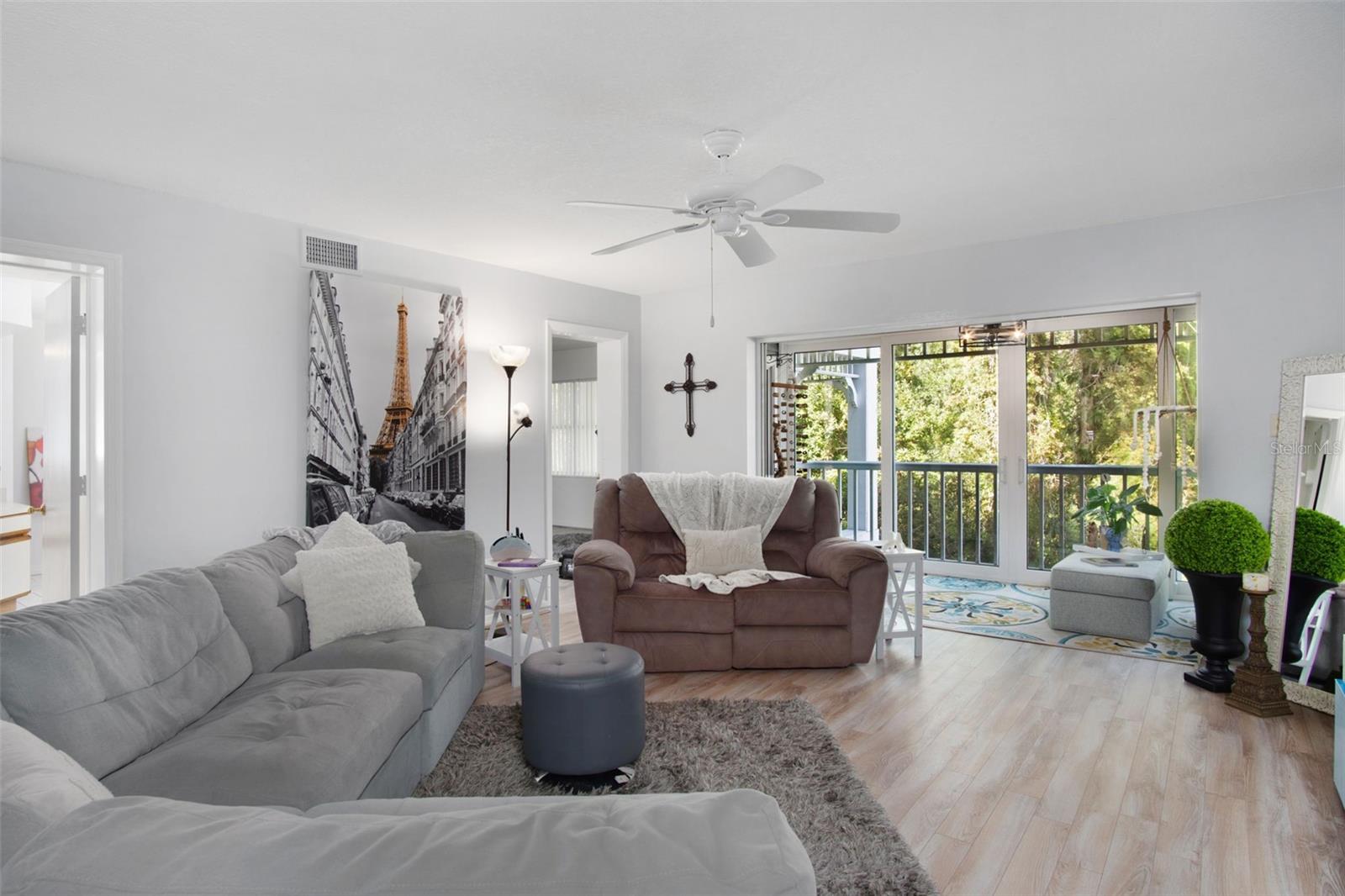 2533 Dolly Bay Dr #203 Property Photo 6