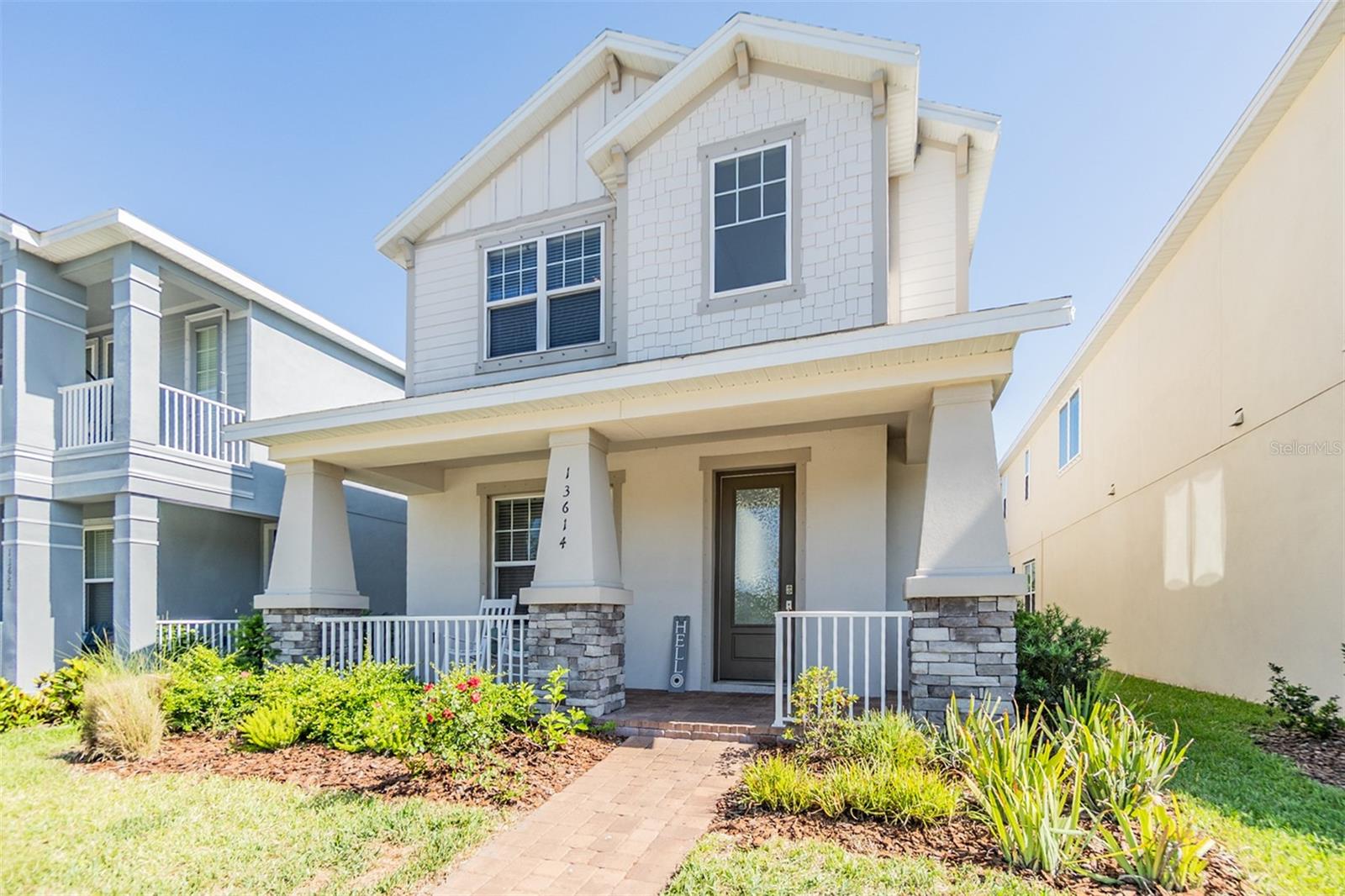 13614 Stevenson Ln Property Photo 2