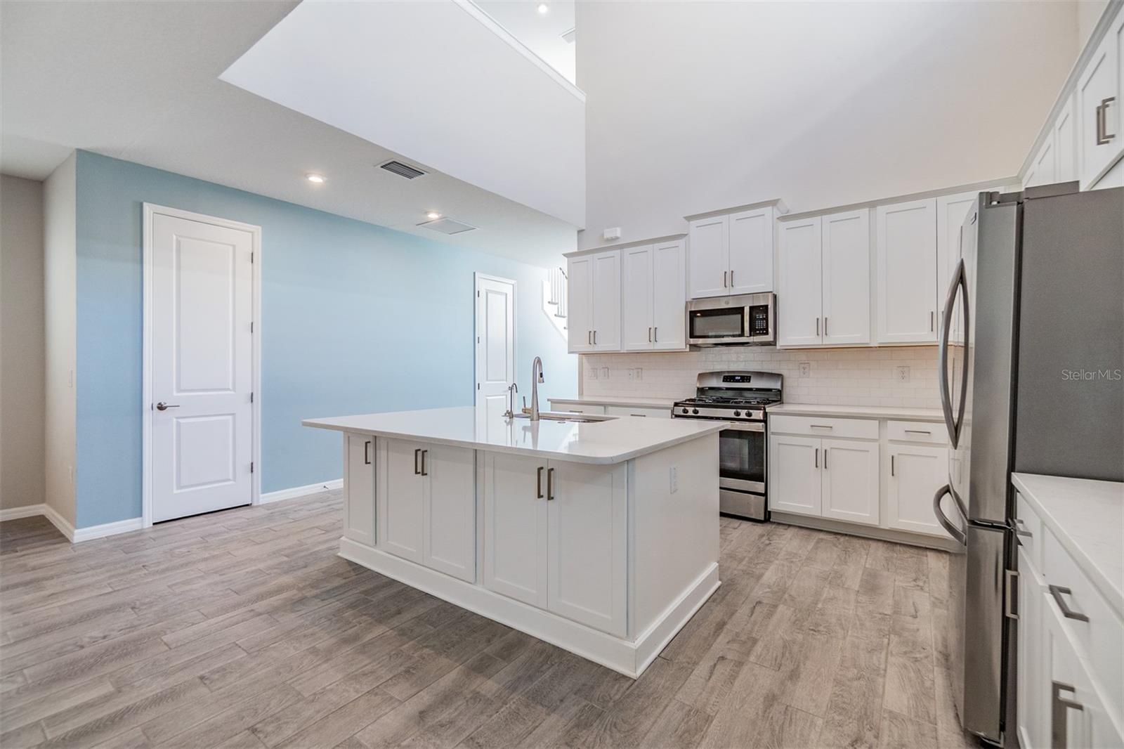 13614 Stevenson Ln Property Photo 10