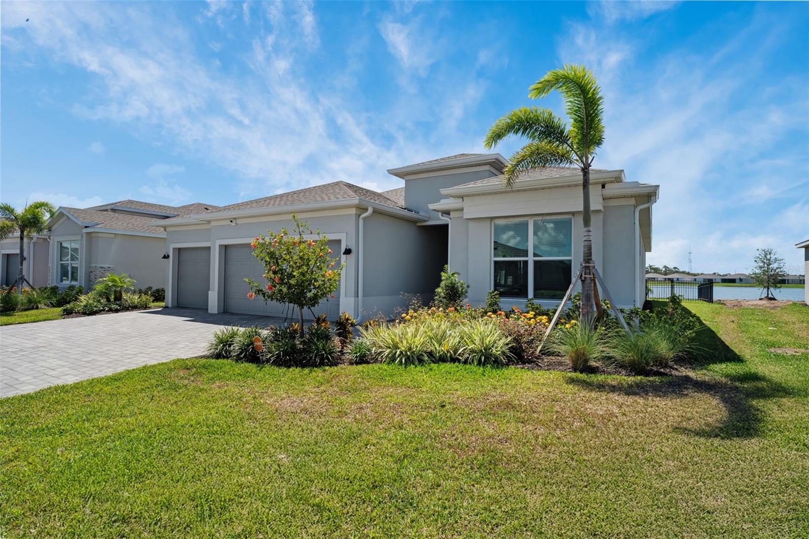 8589 Saint Kitts Cir Property Photo 1