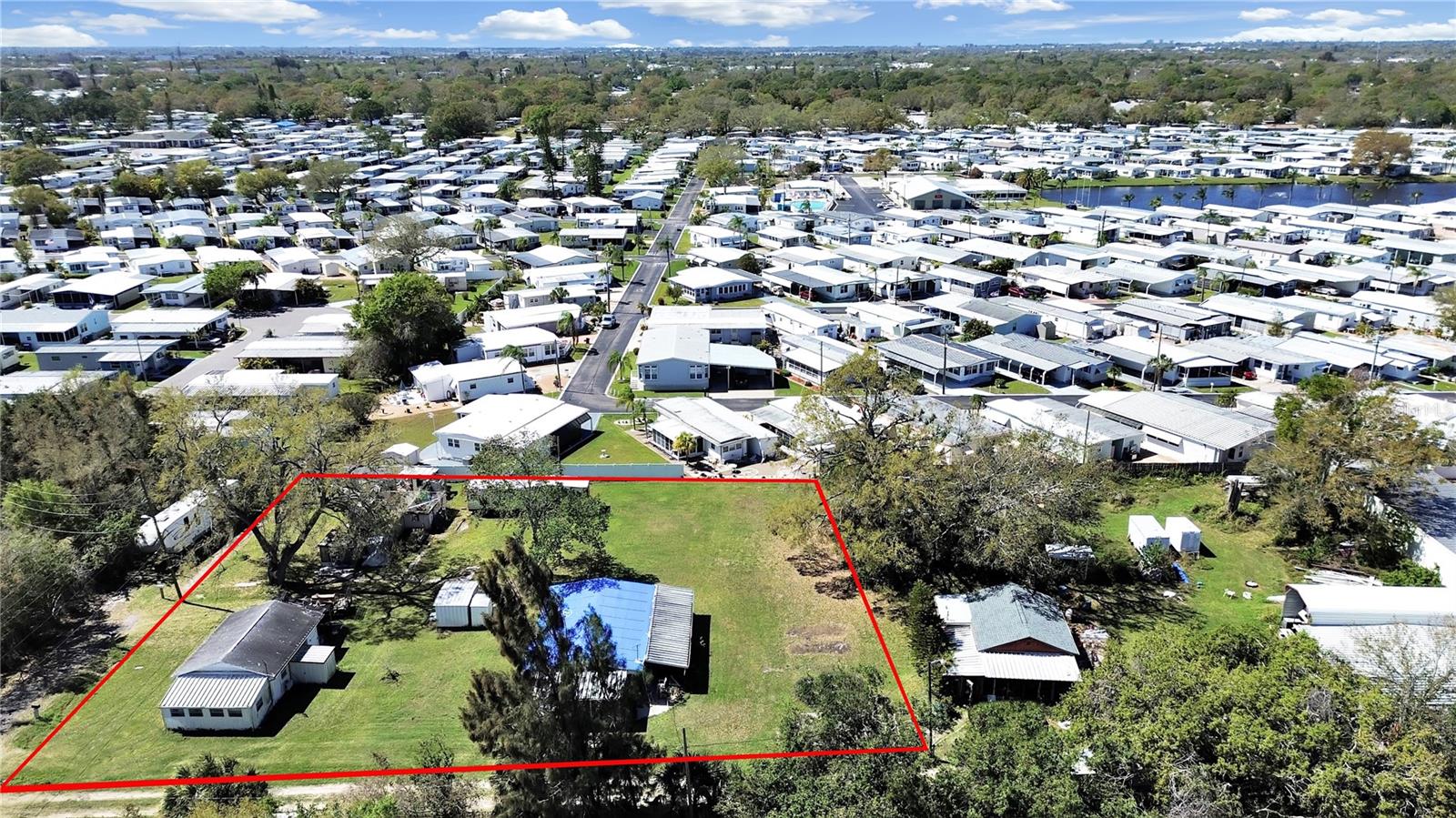 6673 146th Ave N Property Photo 5